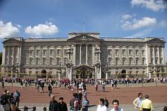 
Buckingham Palace is the official London residence of The Queen and is one of the most famous and easily recognizable faades of any building in the world.
